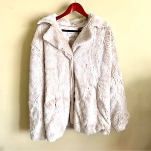 A New Day Faux Fur Jacket cream white light gray women’s XXL